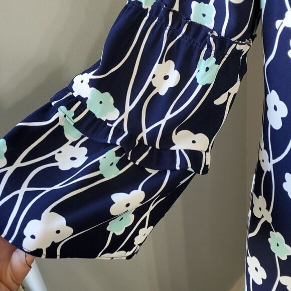 TALBOTS PETTIT,  Shift dress, size 6P. Navy blue, white with a light blue. Comfy - Picture 3 of 12